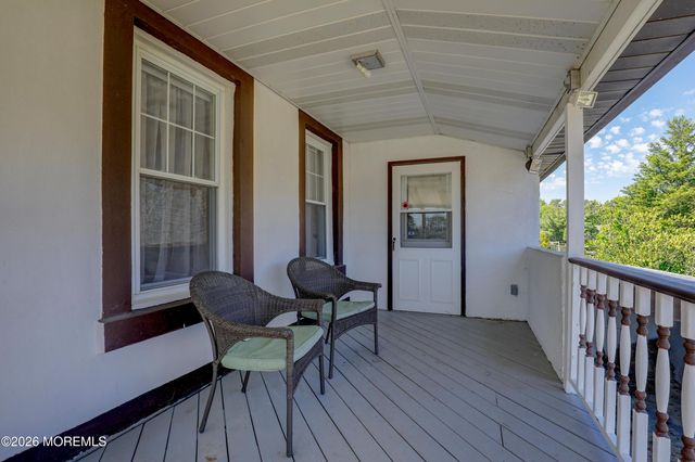 15 Hummingbird Way, Jackson, NJ 08527