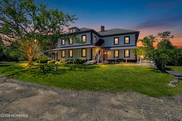 15 Hummingbird Way, Jackson, NJ 08527
