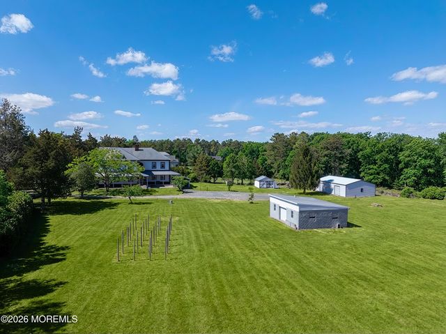 15 Hummingbird Way, Jackson, NJ 08527