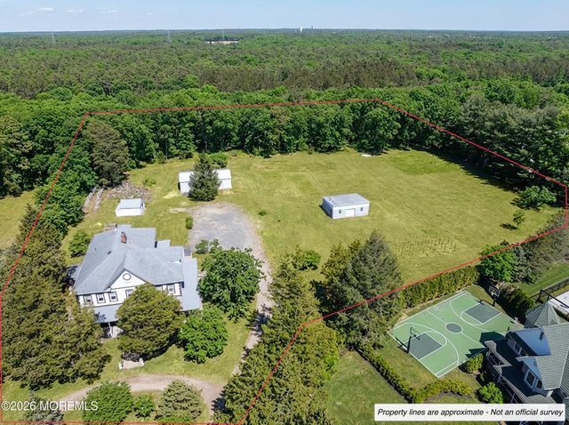 15 Hummingbird Way, Jackson, NJ 08527