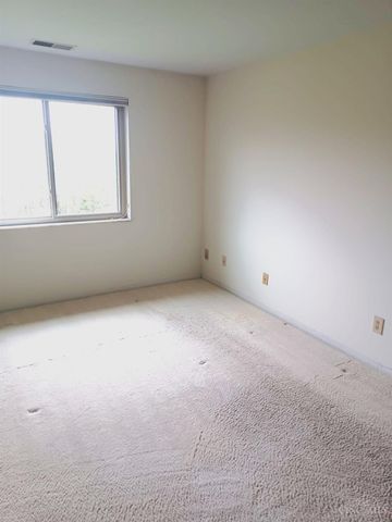 5423 Bluesky Drive, Green Twp, OH 45247