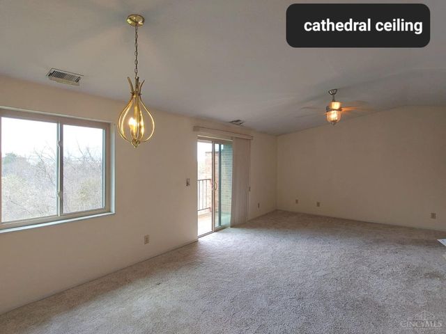 5423 Bluesky Drive, Green Twp, OH 45247
