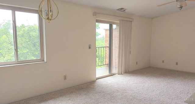 5423 Bluesky Drive, Green Twp, OH 45247