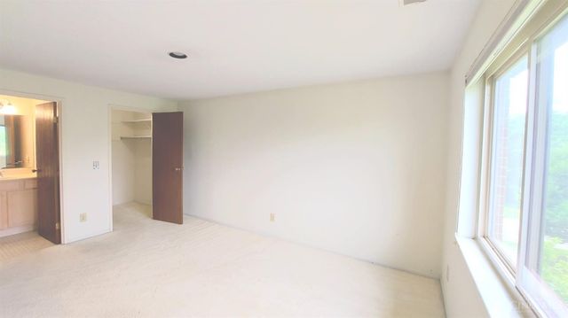 5423 Bluesky Drive, Green Twp, OH 45247