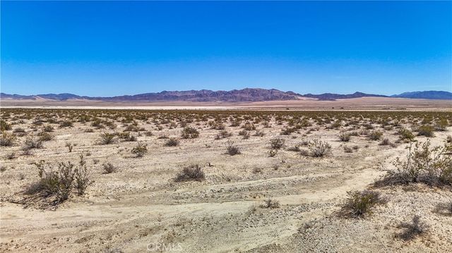 592 Ironage Rd, 29 Palms, CA 92277
