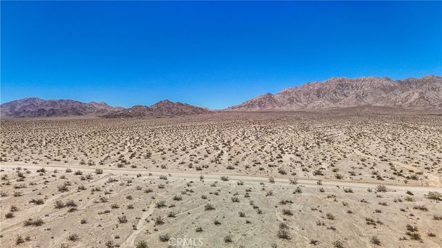 592 Ironage Rd, 29 Palms, CA 92277