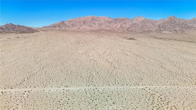 592 Ironage Rd, 29 Palms, CA 92277