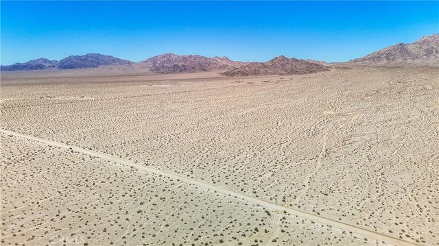 592 Ironage Rd, 29 Palms, CA 92277