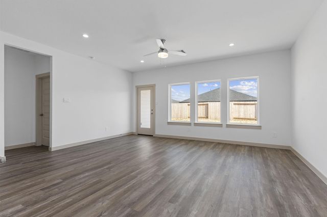 1743 Stargrass Lane, Alvin, TX 77511