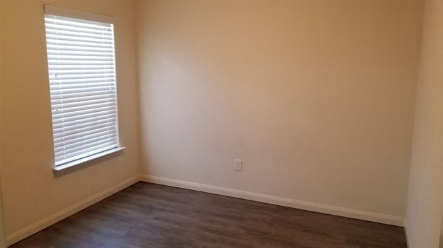 1616 Treeta TRL, Kyle, TX 78640