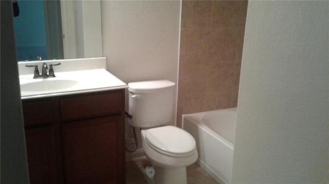 1616 Treeta TRL, Kyle, TX 78640