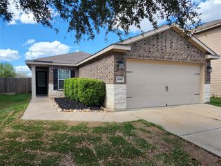 1616 Treeta TRL, Kyle, TX 78640