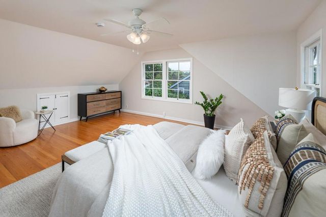 950 Camino Drive, Santa Clara, CA 95050
