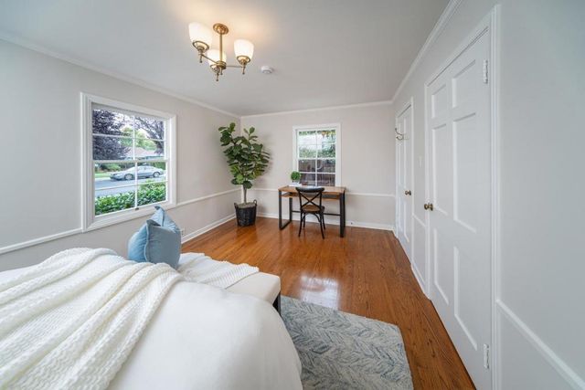 950 Camino Drive, Santa Clara, CA 95050