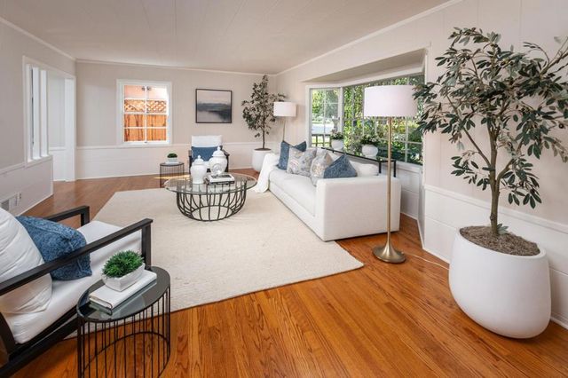 950 Camino Drive, Santa Clara, CA 95050