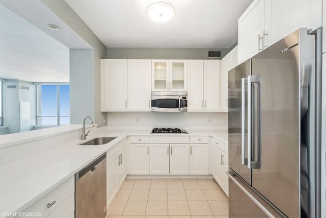 600 N LAKE SHORE Drive 1011, Chicago, IL 60611