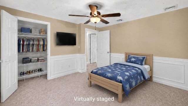 45 Metacomet Ave, Taunton, MA 02718