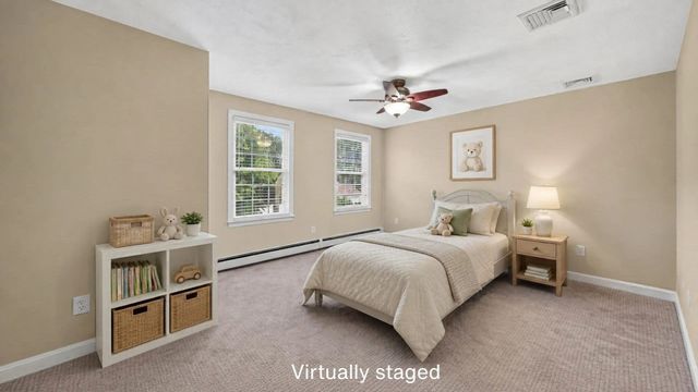 45 Metacomet Ave, Taunton, MA 02718