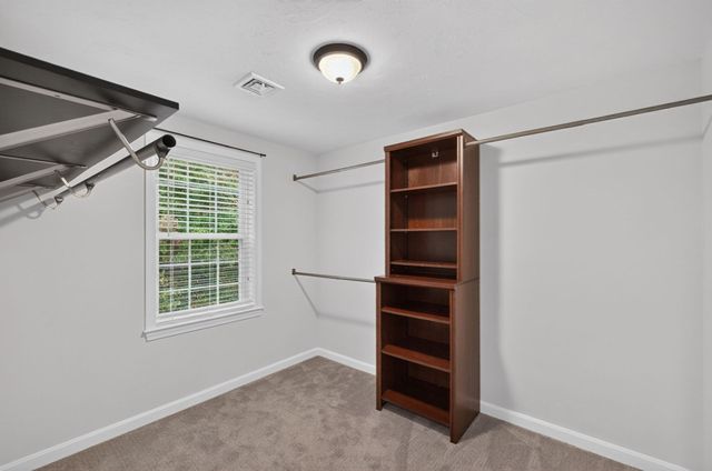 45 Metacomet Ave, Taunton, MA 02718