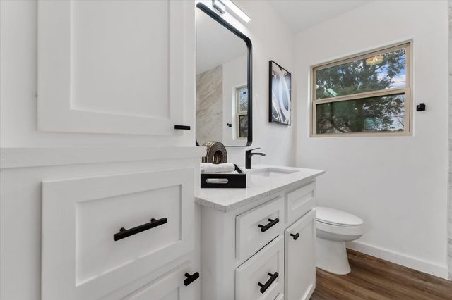 4915 Andrea Street, Houston, TX 77021