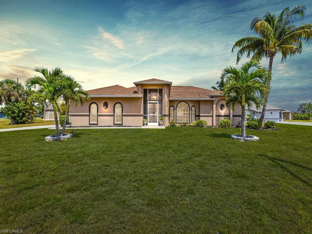 834 Santa Barbara BLVD, CAPE CORAL, FL 33991 — exterior