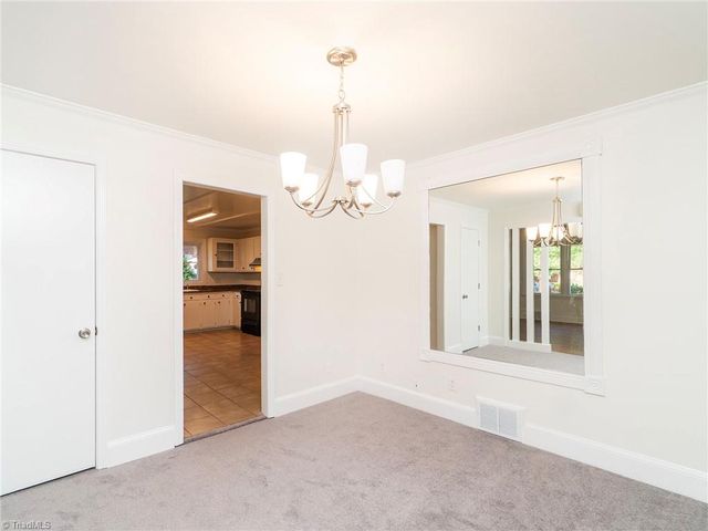 1527 Sherwood Drive, Burlington, NC 27215