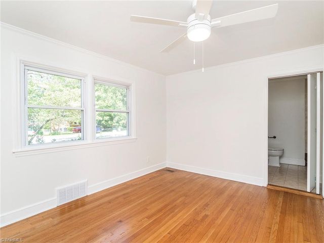 1527 Sherwood Drive, Burlington, NC 27215