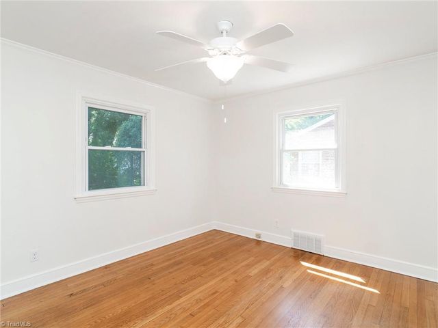 1527 Sherwood Drive, Burlington, NC 27215