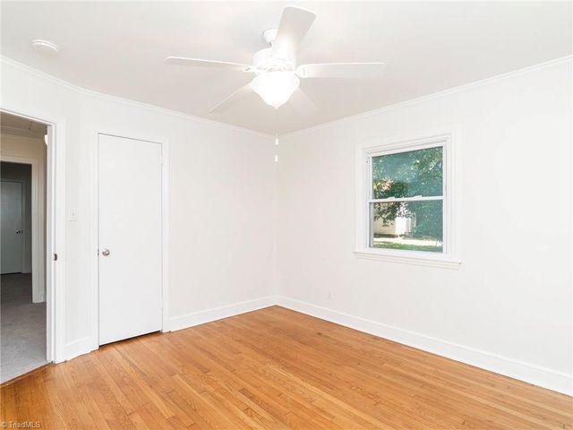 1527 Sherwood Drive, Burlington, NC 27215