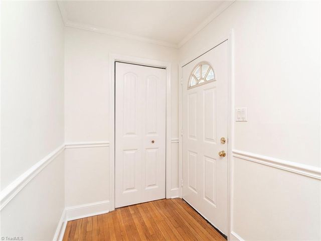1527 Sherwood Drive, Burlington, NC 27215