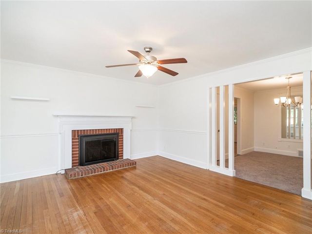 1527 Sherwood Drive, Burlington, NC 27215