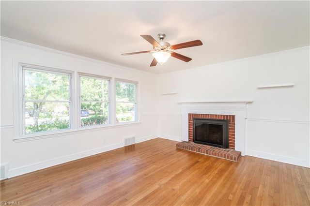 1527 Sherwood Drive, Burlington, NC 27215