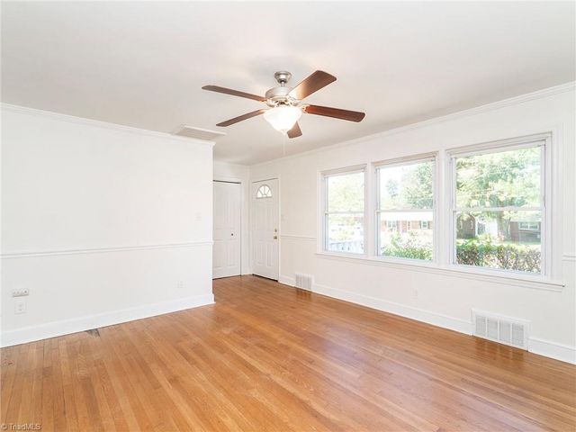 1527 Sherwood Drive, Burlington, NC 27215