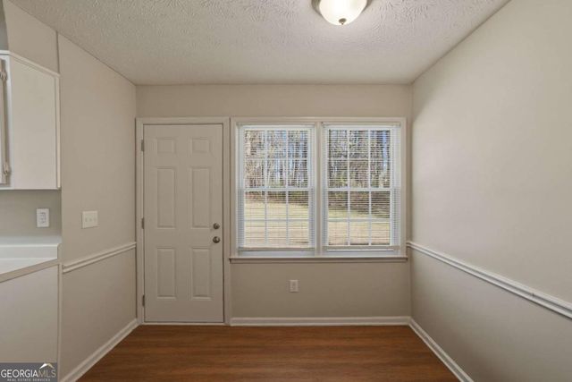 40 Lake Court, Stockbridge, GA 30281