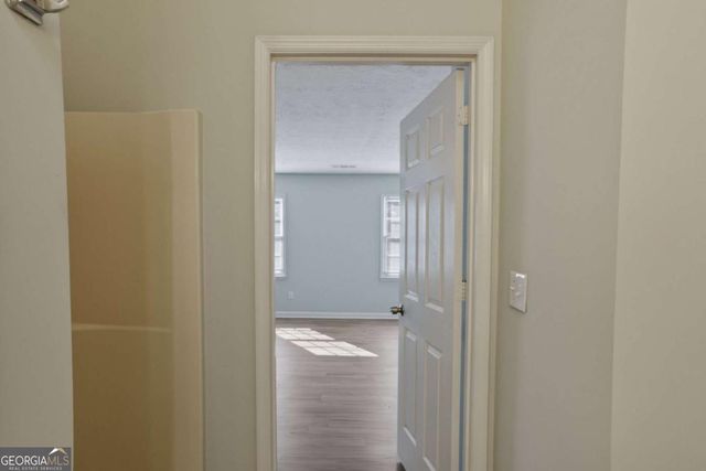 40 Lake Court, Stockbridge, GA 30281