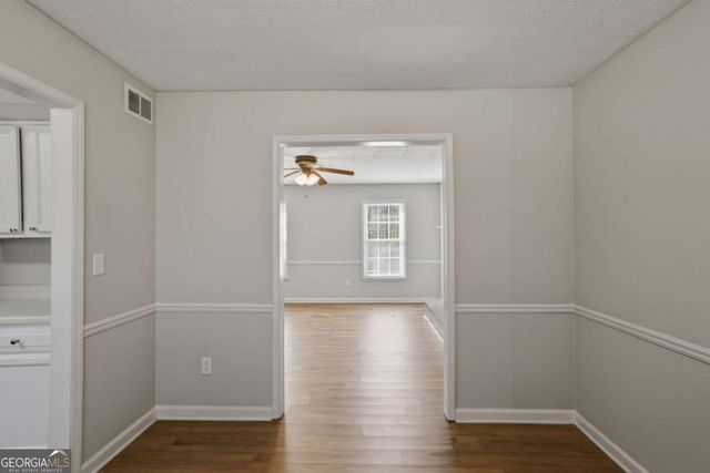 40 Lake Court, Stockbridge, GA 30281