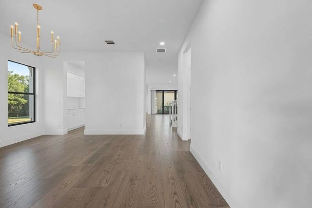 6020 Curie Place, Palm Beach Gardens, FL 33418