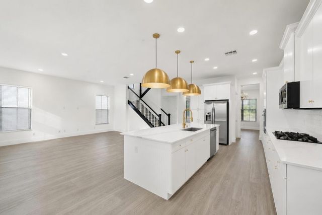 6020 Curie Place, Palm Beach Gardens, FL 33418