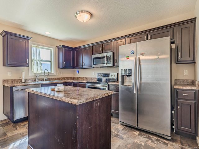 15334 Delphinium Place, Huntertown, IN 46748