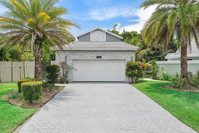 2055 NW 9th Street, Delray Beach, FL 33445