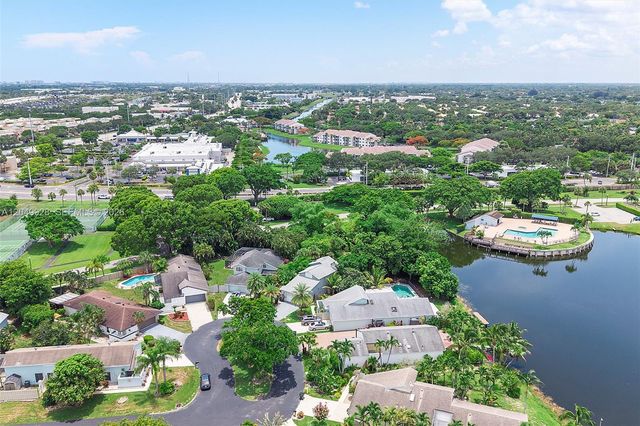 2055 NW 9th Street, Delray Beach, FL 33445