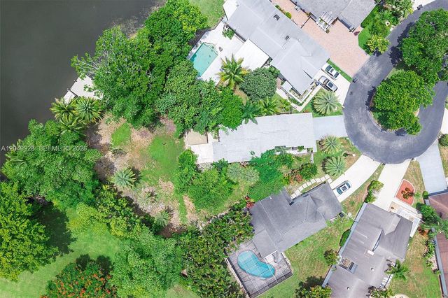 2055 NW 9th Street, Delray Beach, FL 33445