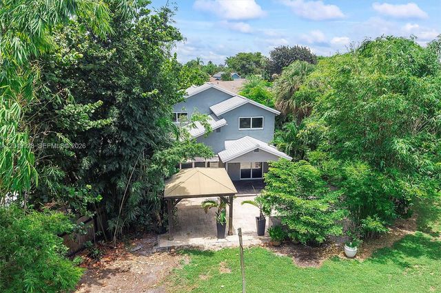 2055 NW 9th Street, Delray Beach, FL 33445