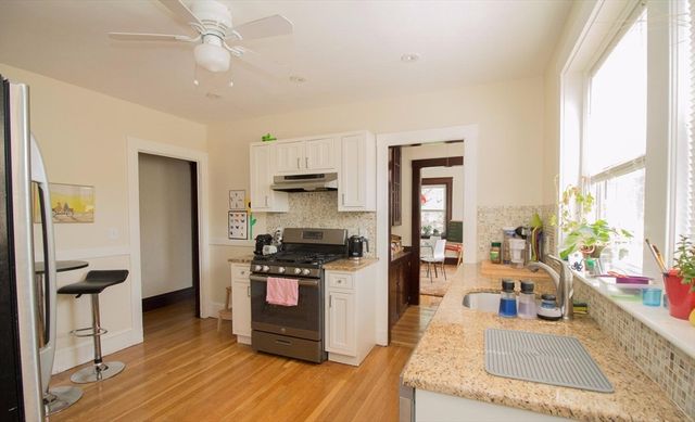 55 Franklin St 1, Brookline, MA 02445