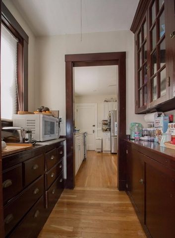 55 Franklin St 1, Brookline, MA 02445