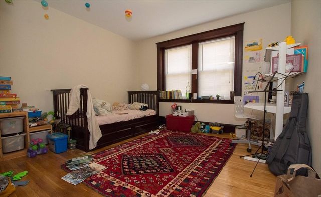 55 Franklin St 1, Brookline, MA 02445