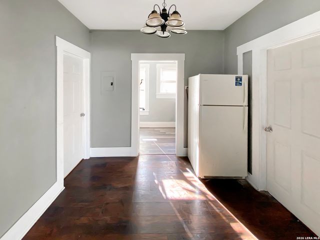 114 Benita, San Antonio, TX 78210