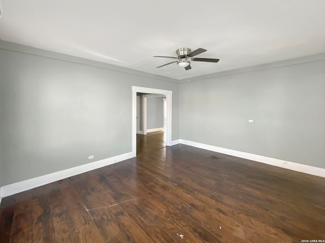 114 Benita, San Antonio, TX 78210