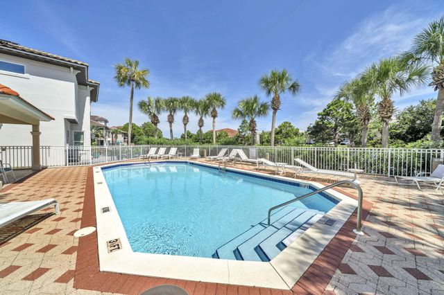 258 Calusa Boulevard, Destin, FL 32541