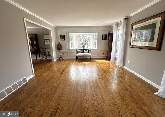 613 SHEARER ST, North Wales, PA 19454